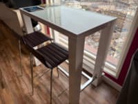 Poseur Bar Table